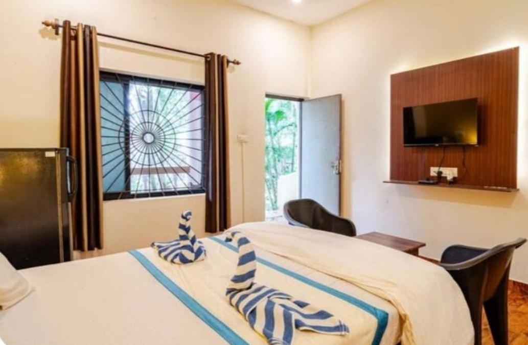 Royalstar Resort Vagator Extérieur photo