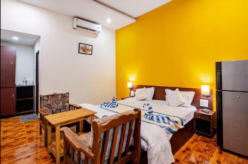 Royalstar Resort Vagator Extérieur photo